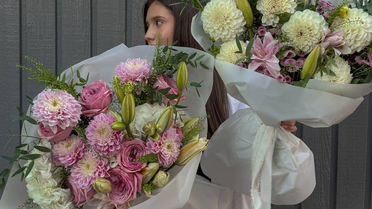 Mix Bloom Flower Arrangement Bouquet